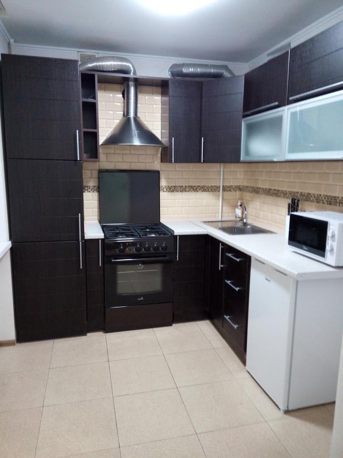 Two-Bedroom Apartment In The Center Khmelʼnytsʼkyy Eksteriør billede